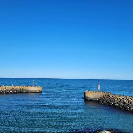 6 Person In * Ålbæk