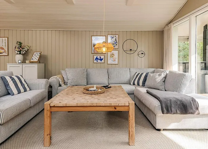 Holiday home 6 Person In *